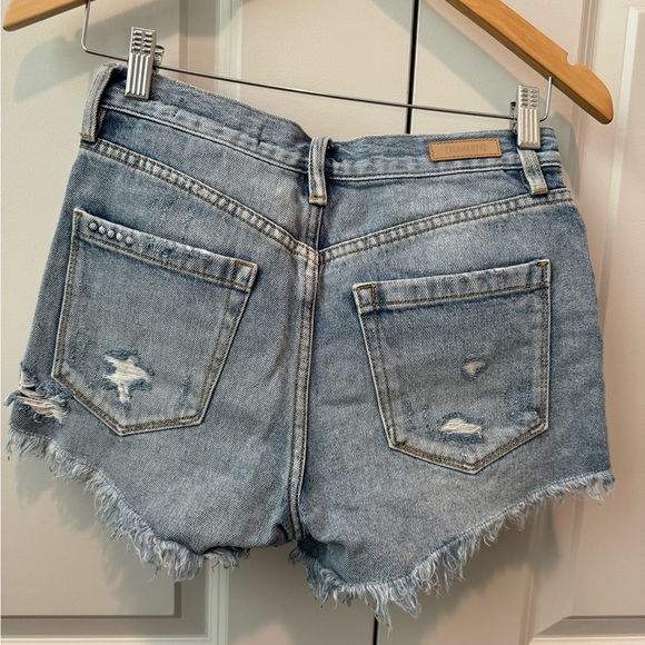 Blank NYC High Rise Distressed Button Fly Raw edge Denim Jean Shorts Sz 24 - Picture 8 of 9